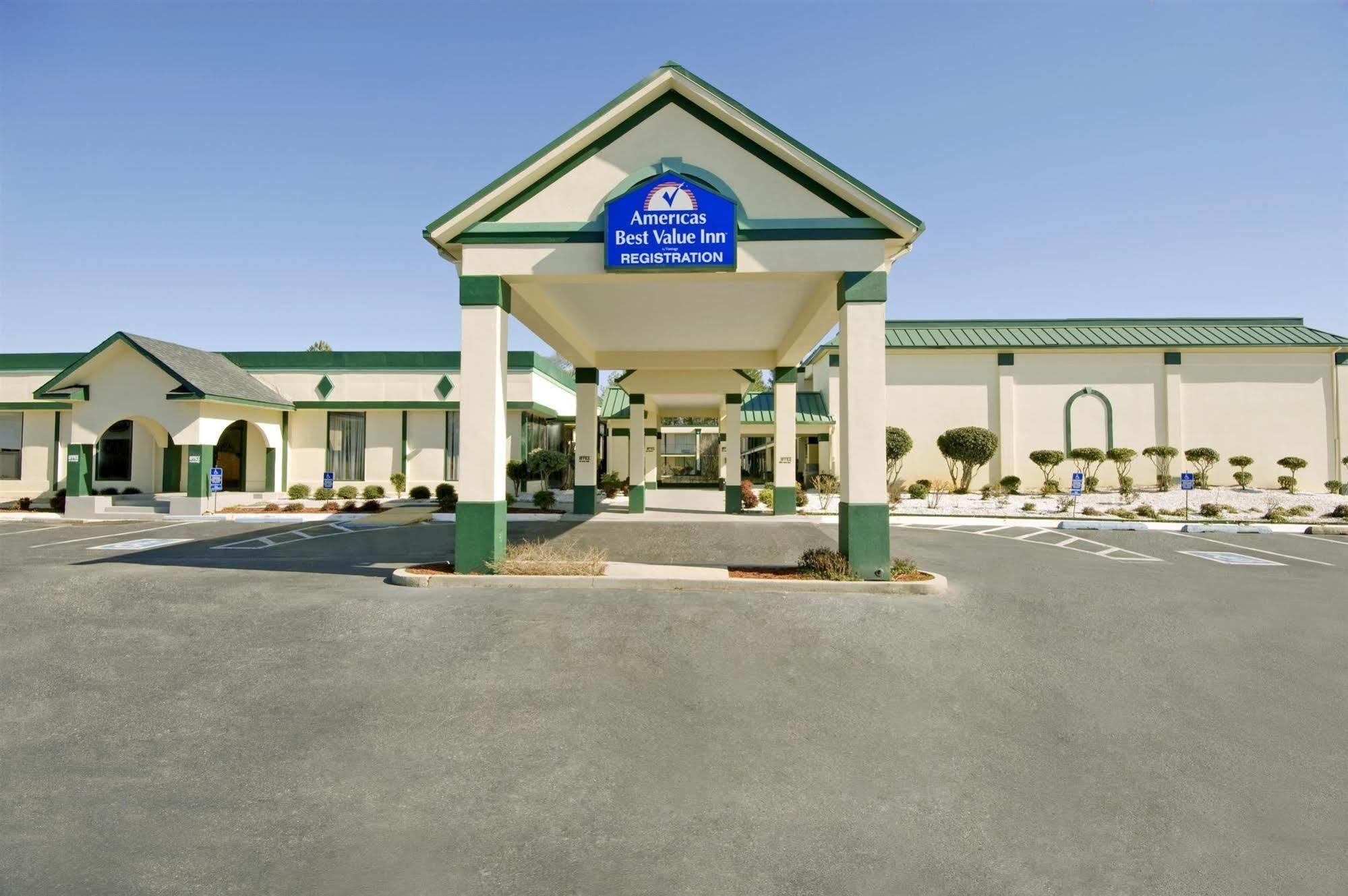 Super Inn & Suites By Oyo מילדג'וויל מראה חיצוני תמונה